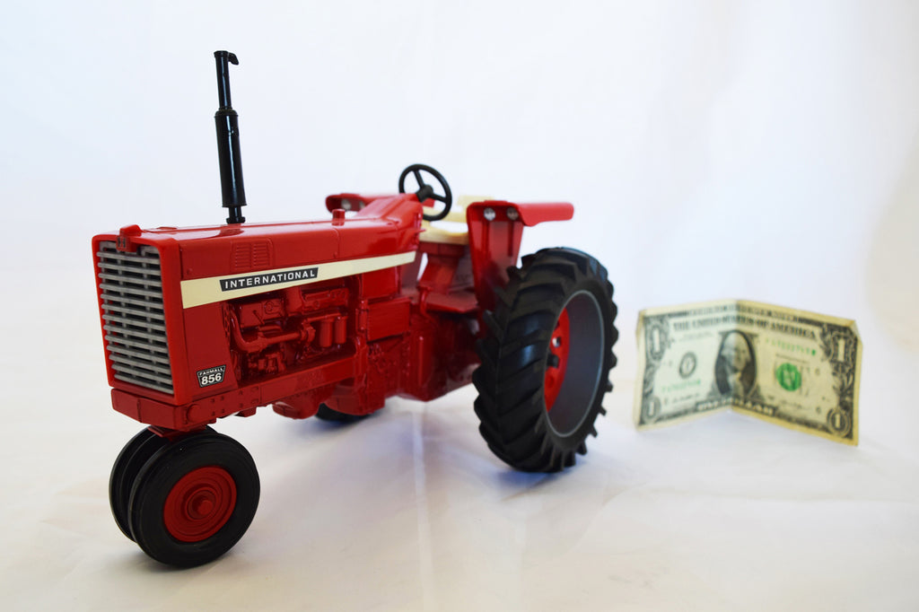 Vintage toy tractors discount